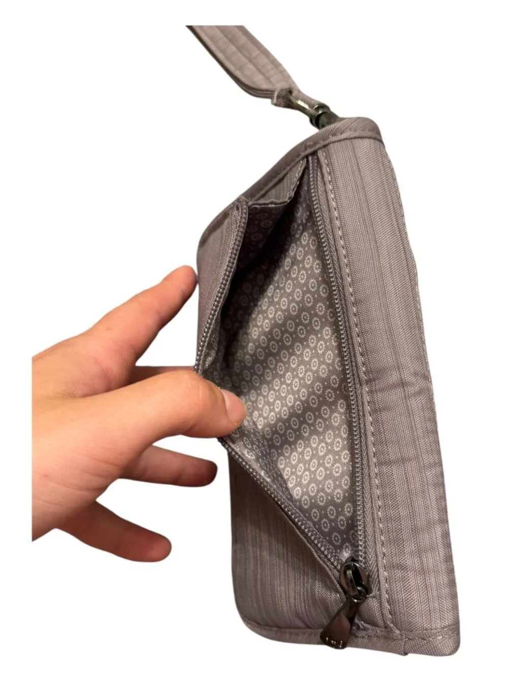 Lug Tandem RFID Quilted Zip Around Wallet Wristlet Gray Taupe Organizer